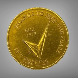 VINTAGE 1973 MARDIS GRAS COIN